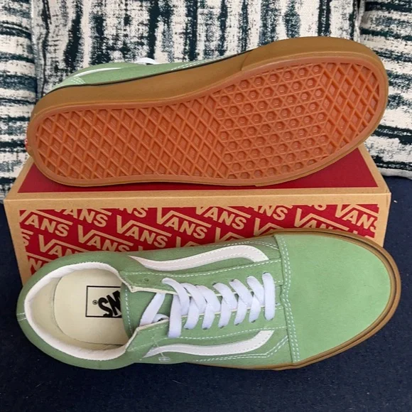 Vans Men’s Old Skool Gum Basil/True White Sneakers